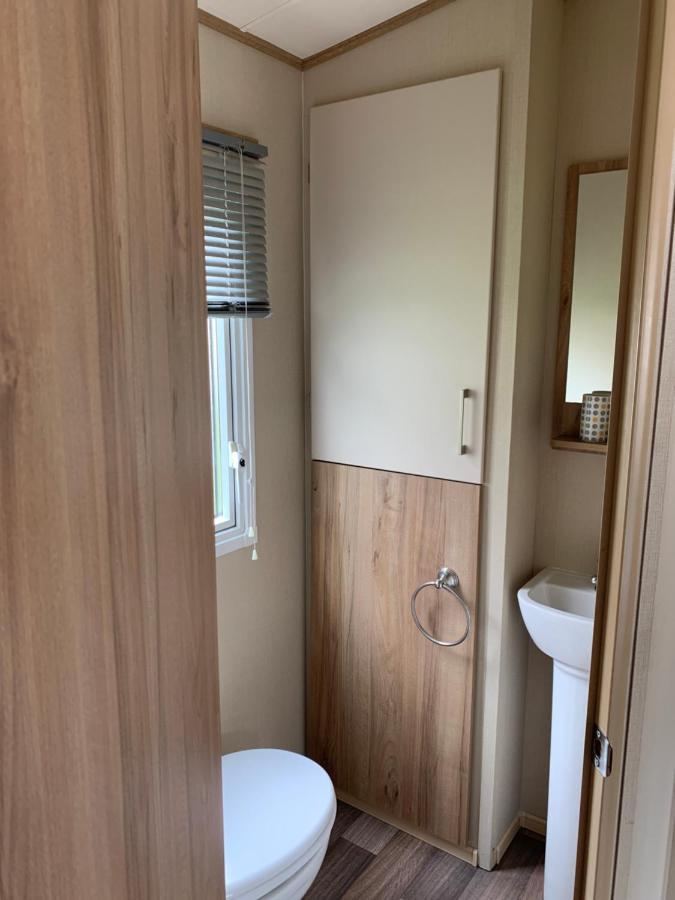 Newquay Bay Porth Caravan - 6 Berth ภายนอก รูปภาพ
