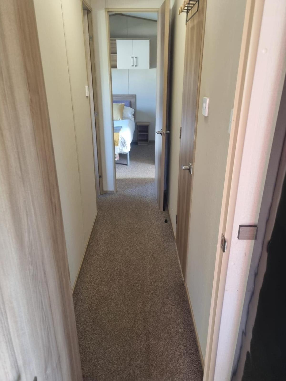 Newquay Bay Porth Caravan - 6 Berth ภายนอก รูปภาพ